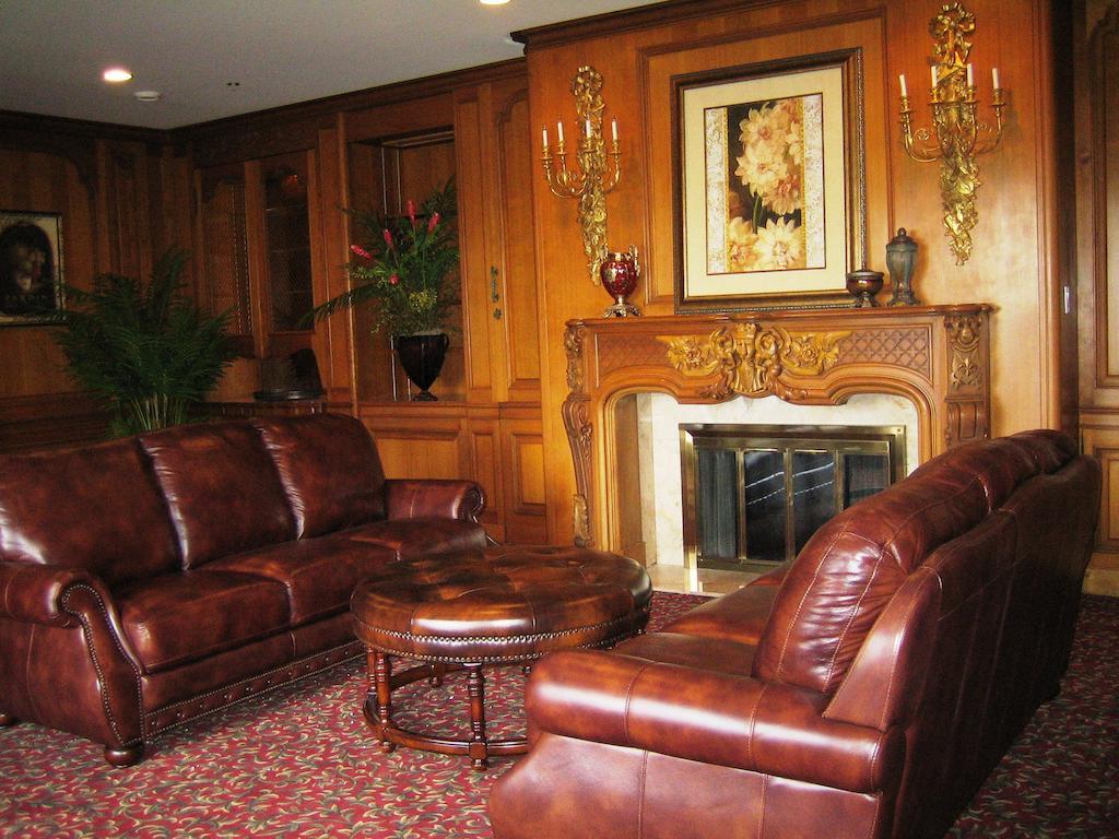 Crown Mansion Boutique & Qualicum Beach