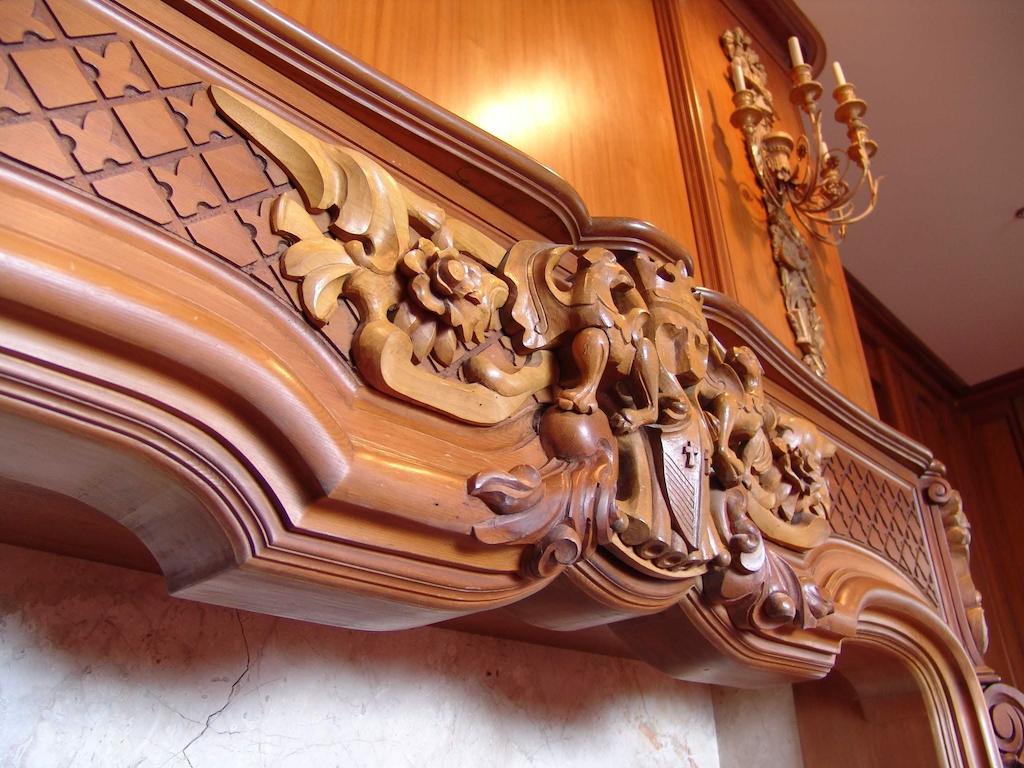 Hotel Crown Mansion Boutique & 5*