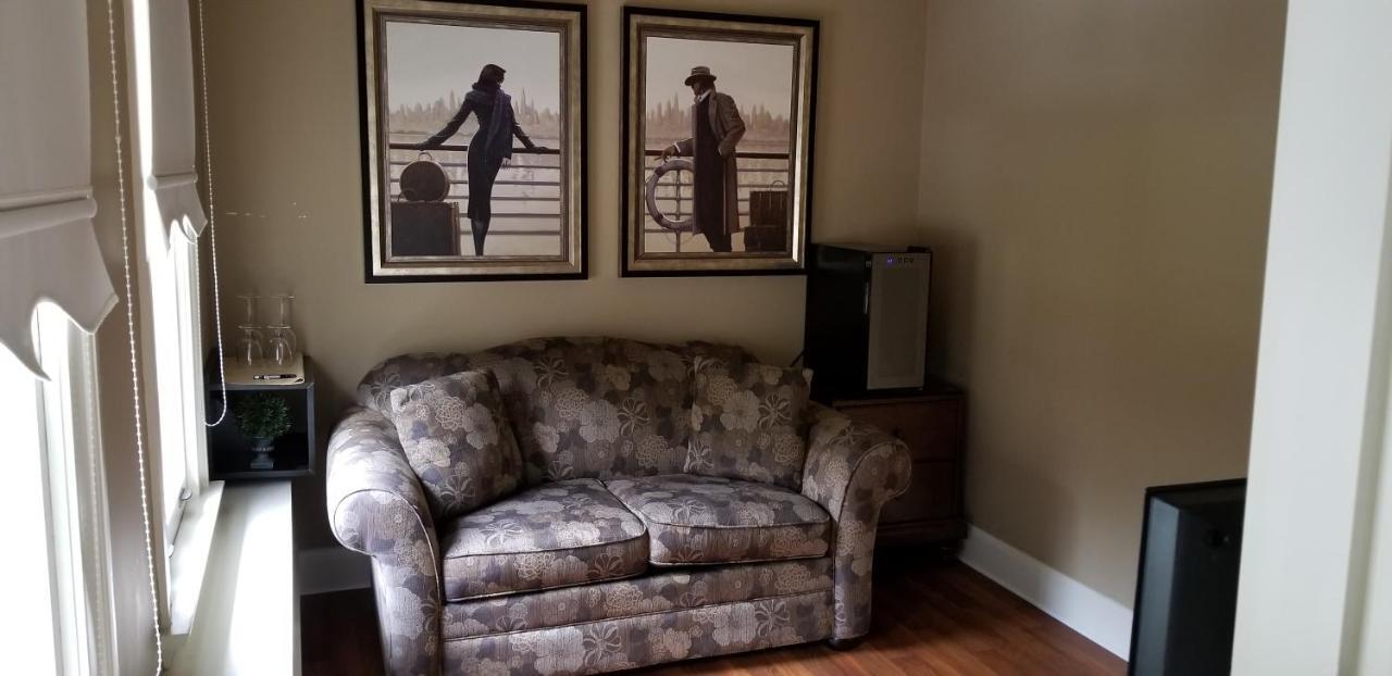 Crown Mansion Boutique & Hotel