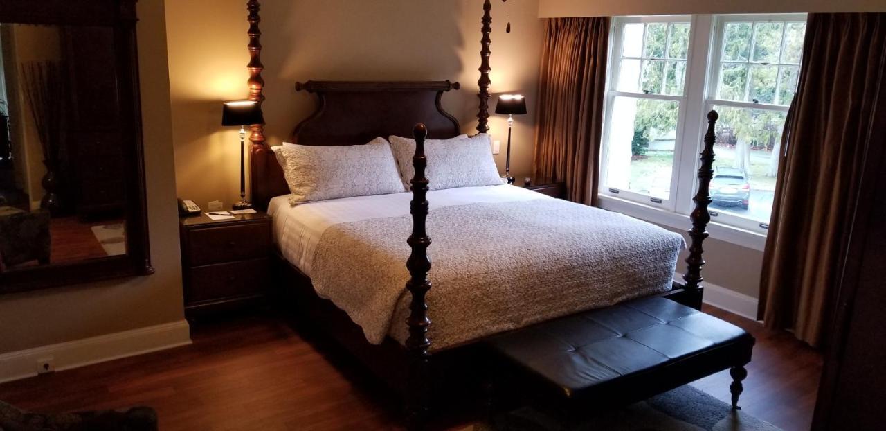 Crown Mansion Boutique & Hotel 5*